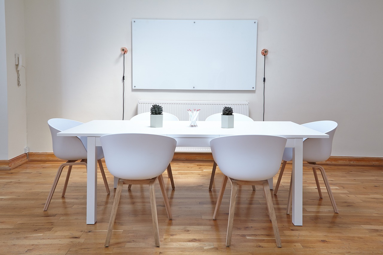 chairs, table, empty